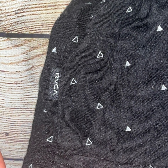 🤎3/$10 RVCA Triangle Tank Medium - Picture 8 of 12